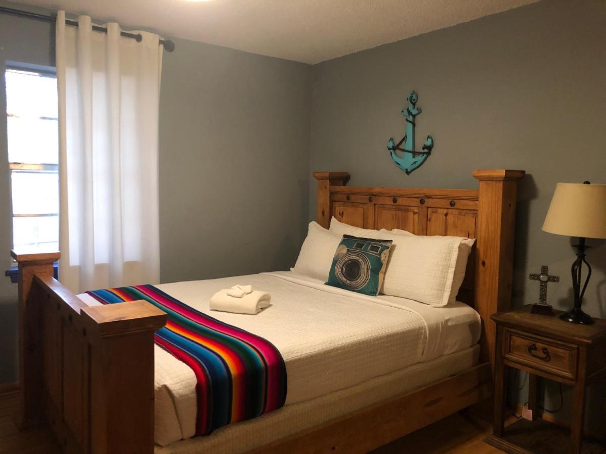 The Cove Bnb Hudson Bend エクステリア 写真
