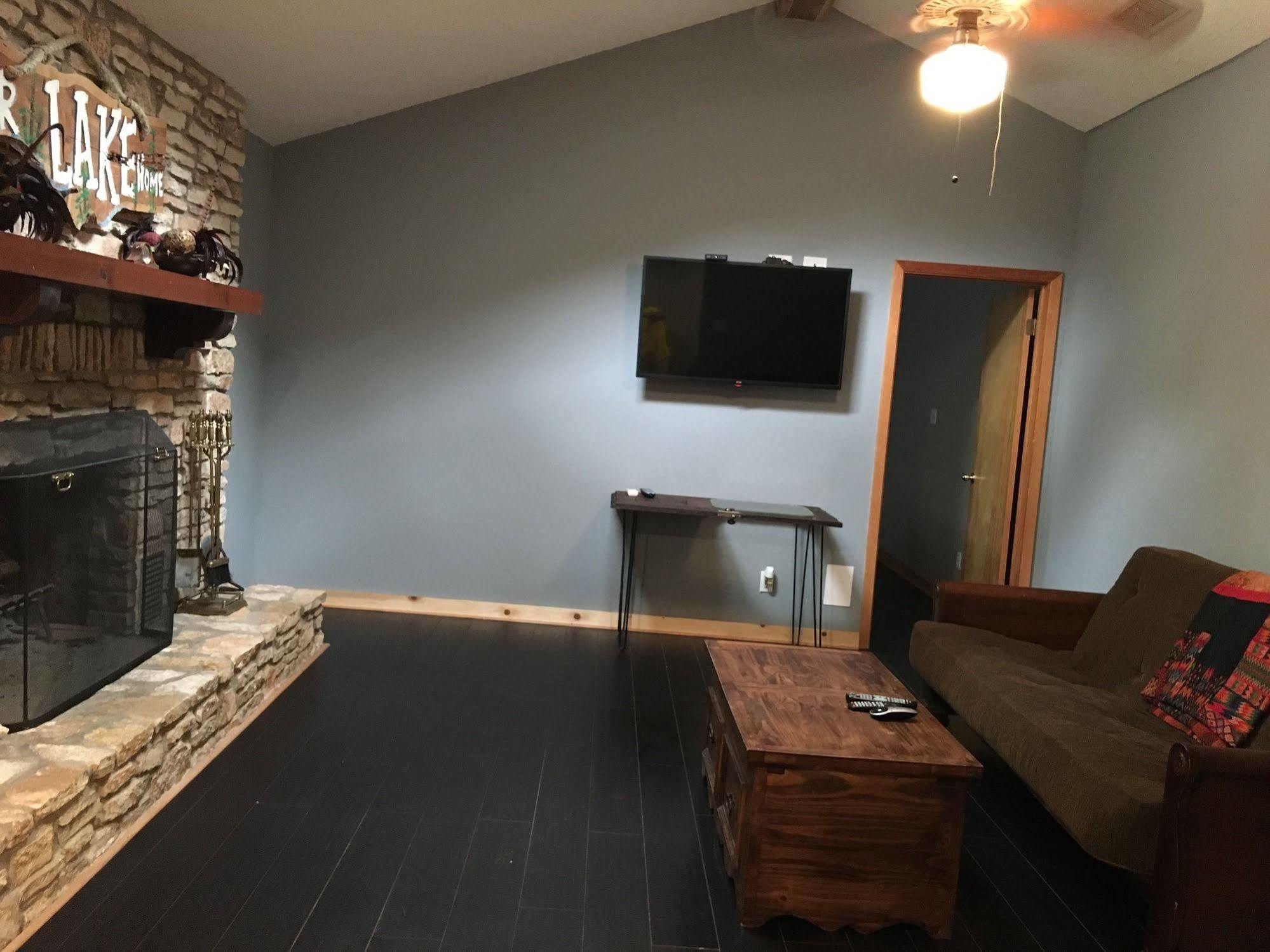 The Cove Bnb Hudson Bend エクステリア 写真