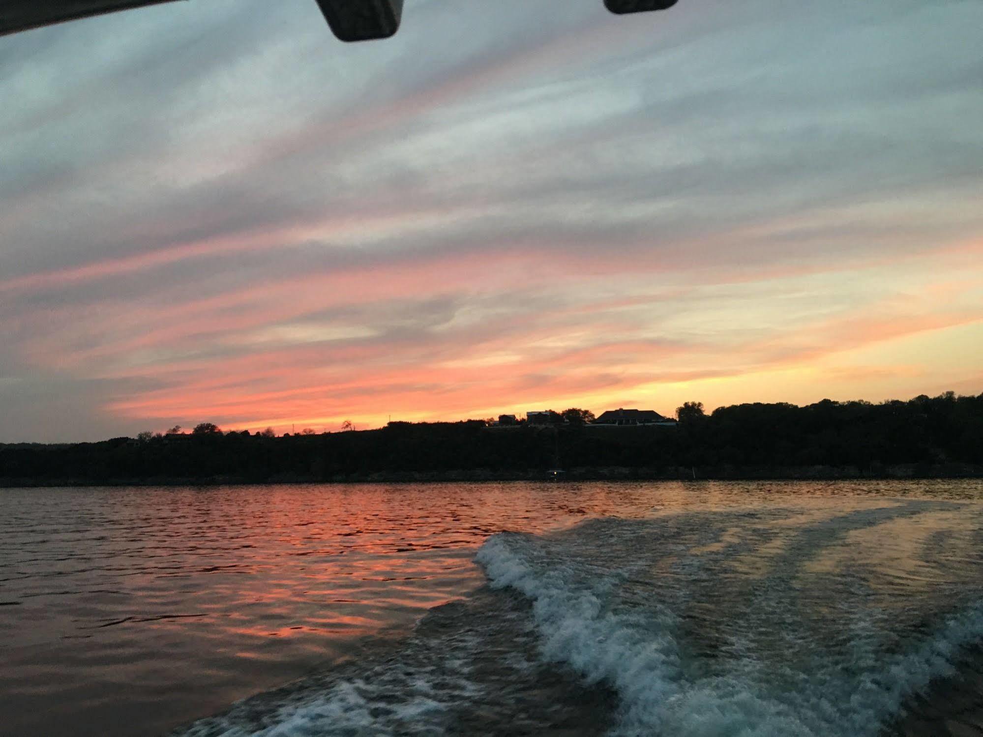 The Cove Bnb Hudson Bend エクステリア 写真