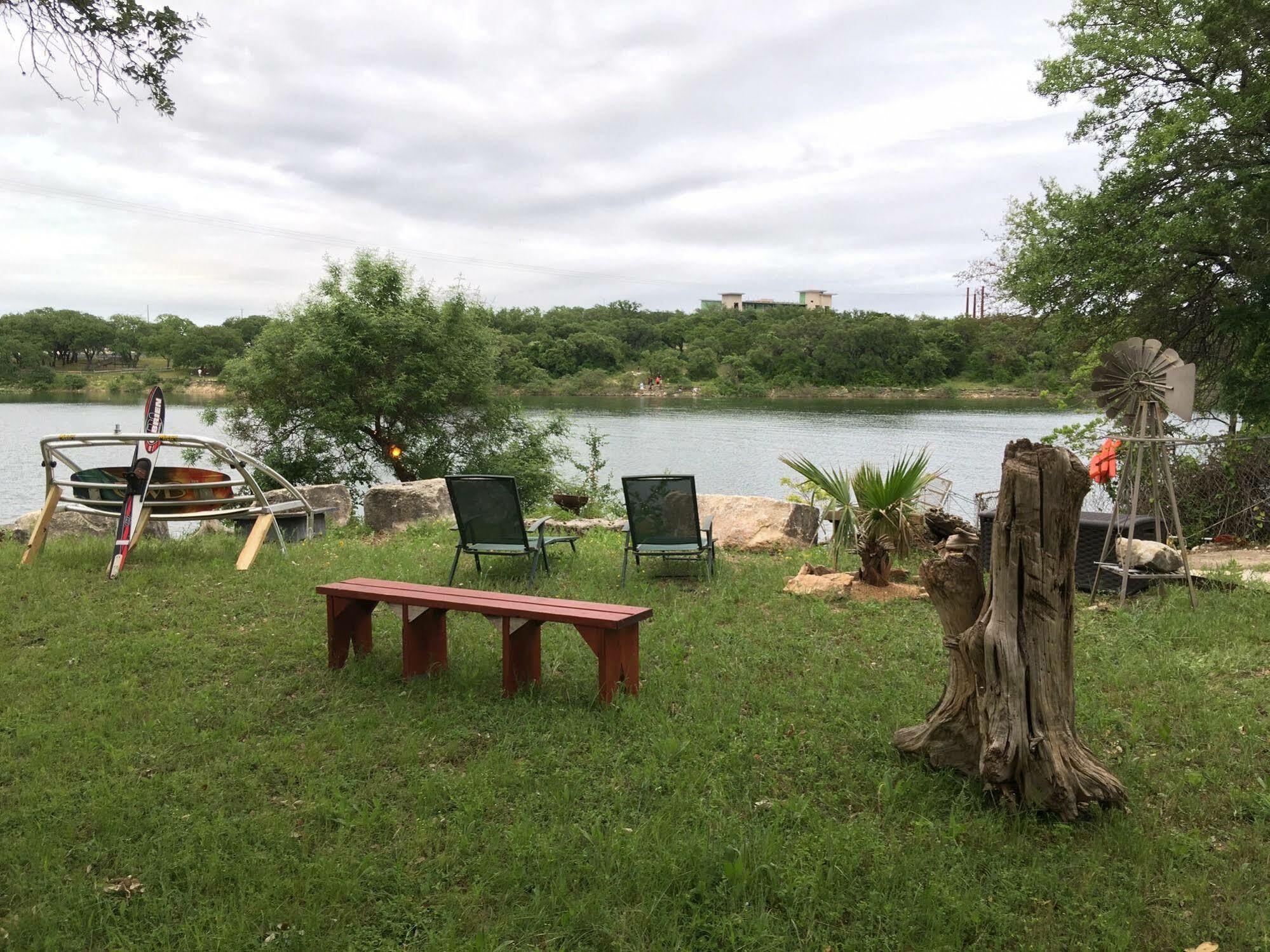 The Cove Bnb Hudson Bend エクステリア 写真