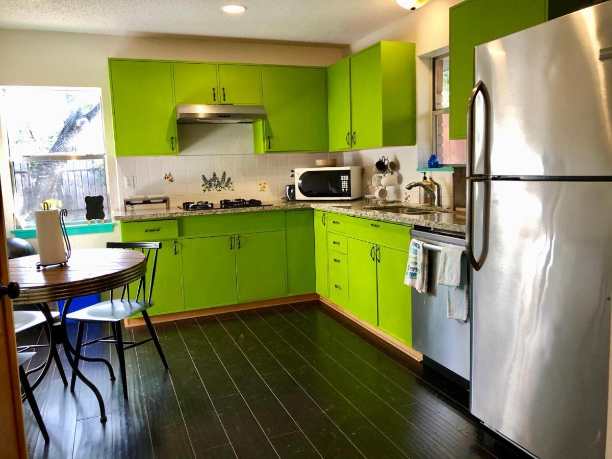 The Cove Bnb Hudson Bend エクステリア 写真